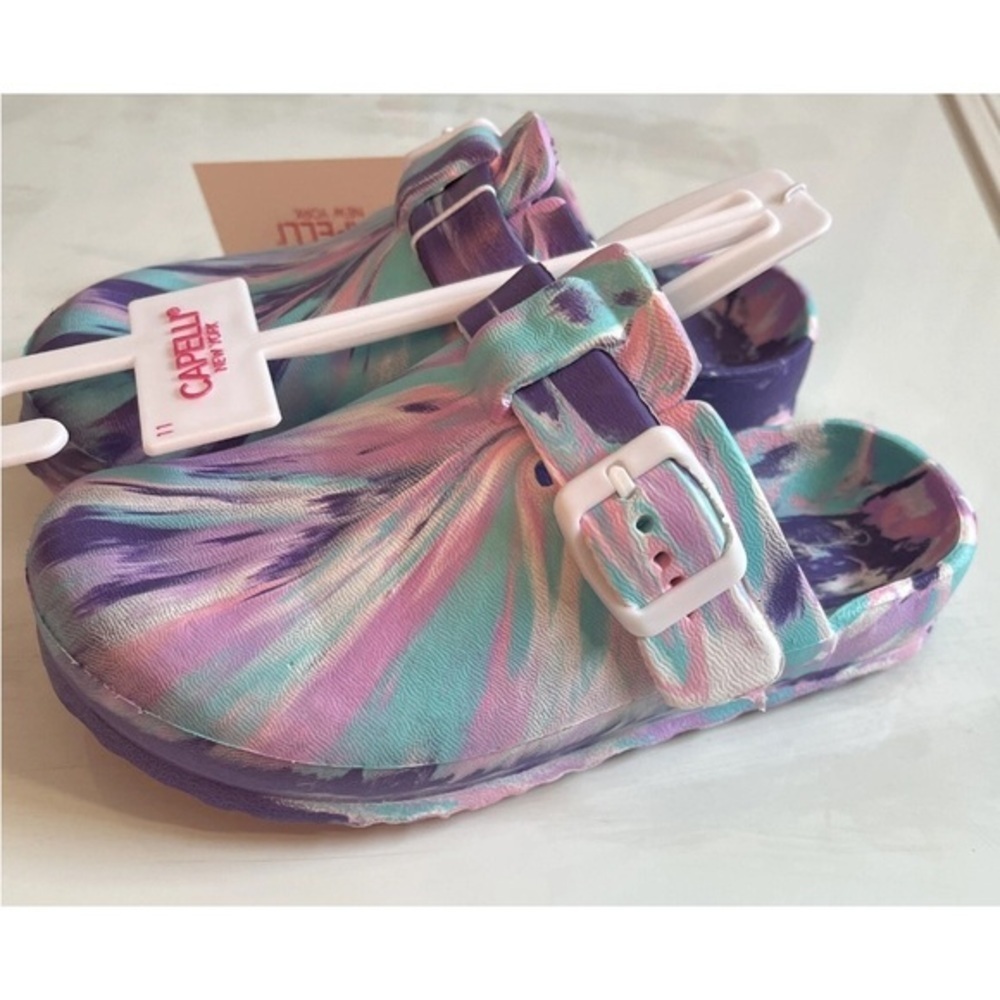 Capelli of New York Tie-Dye Kids Clogs Slippers